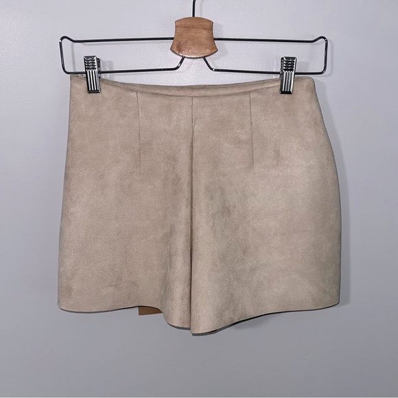 2/$35 — ZARA Suede Skort - Picture 5 of 7